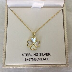 NWT Lucky Clover Necklace